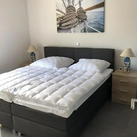 N8 Eingezaeuntes In Eckwarderhoerne By Interhome