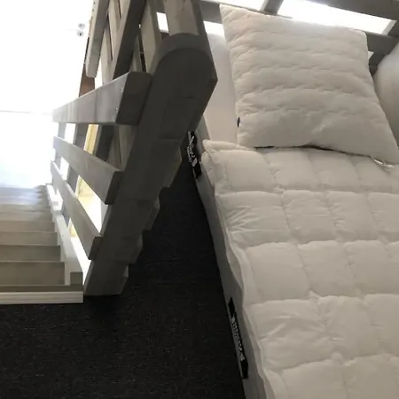 N8 Eingezaeuntes In Eckwarderhoerne By Interhome Feriehus *