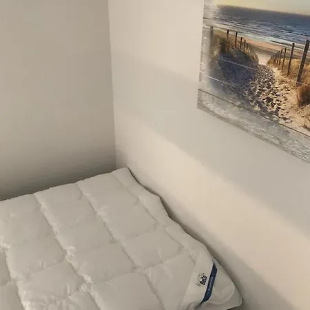 N8 Eingezaeuntes In Eckwarderhoerne By Interhome *