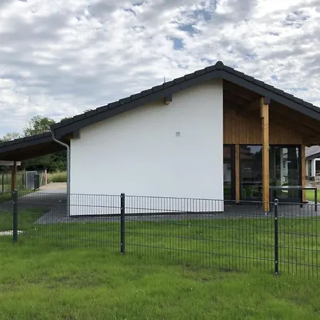 N8 Eingezaeuntes In Eckwarderhoerne By Interhome * Grosswurden