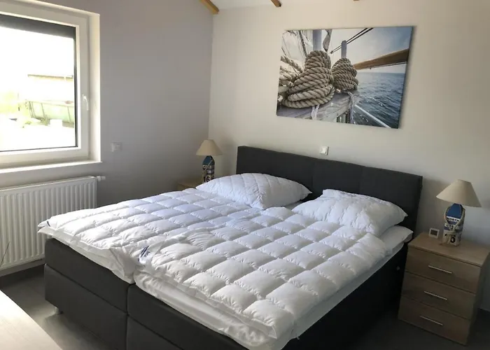 N8 Eingezaeuntes In Eckwarderhoerne By Interhome Grosswurden