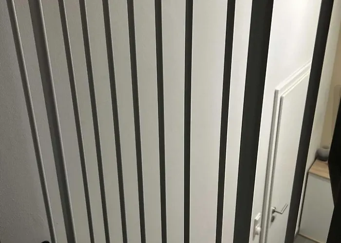 N8 Eingezaeuntes In Eckwarderhoerne By Interhome