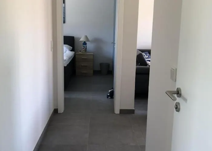 N8 Eingezaeuntes In Eckwarderhoerne By Interhome *