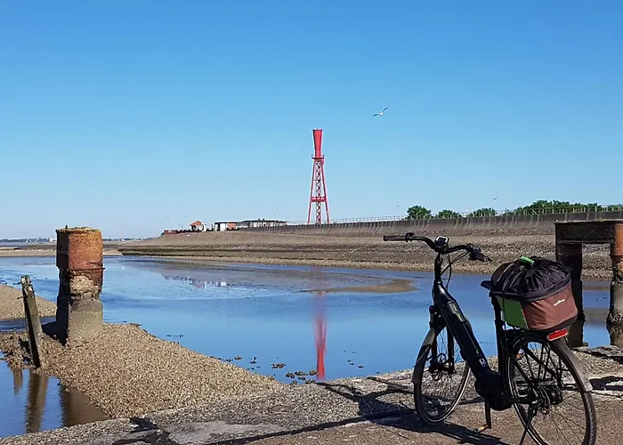 N8 Eingezaeuntes In Eckwarderhoerne By Interhome